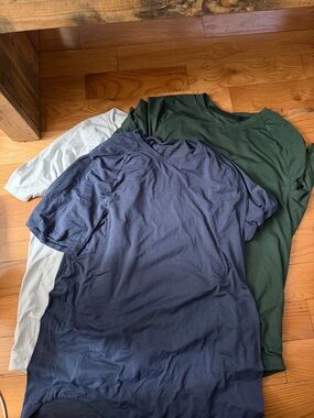 LOT of Lululemon Mens Metal Vent Tech